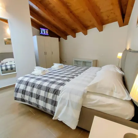 Livia - L'opera Group La Spezia