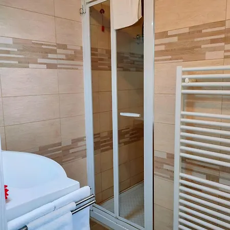 Livia - L'opera Group Villa La Spezia