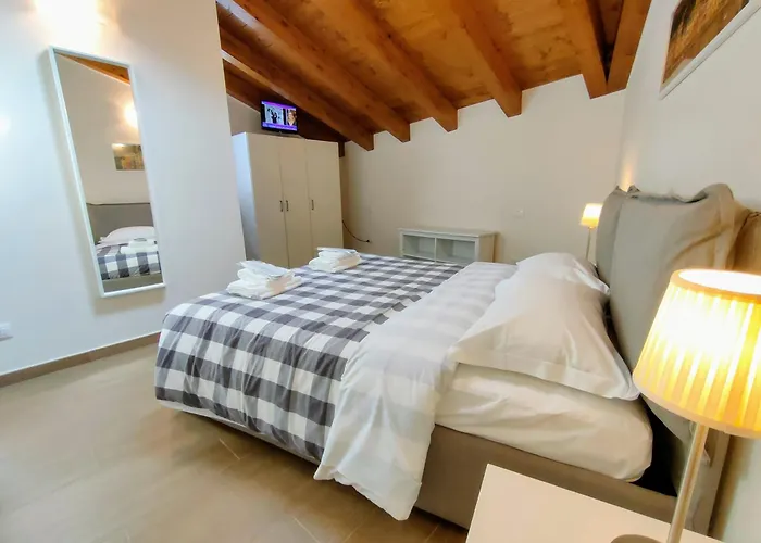 Livia - L'opera Group ラ・スペツィア